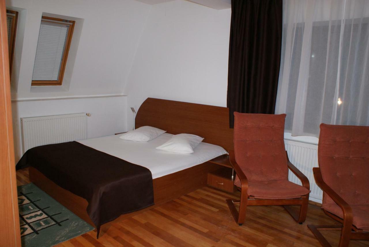 Vila Sorina Poiana Brasov Buitenkant foto